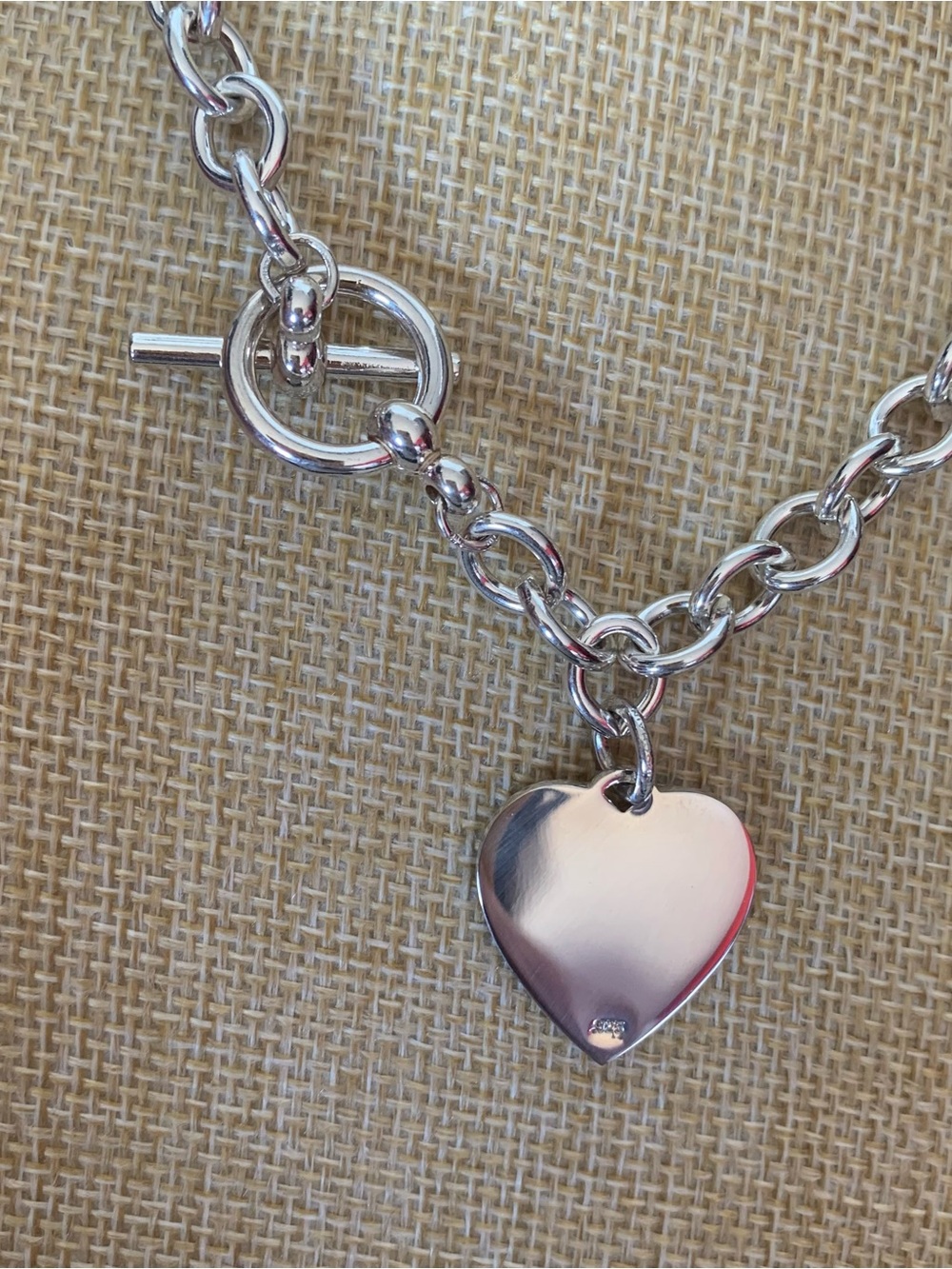 Unbranded SS Chunky Chain Necklace Featuring T-bar Toggle And Heart Tag Pendant - Picture 3 of 8